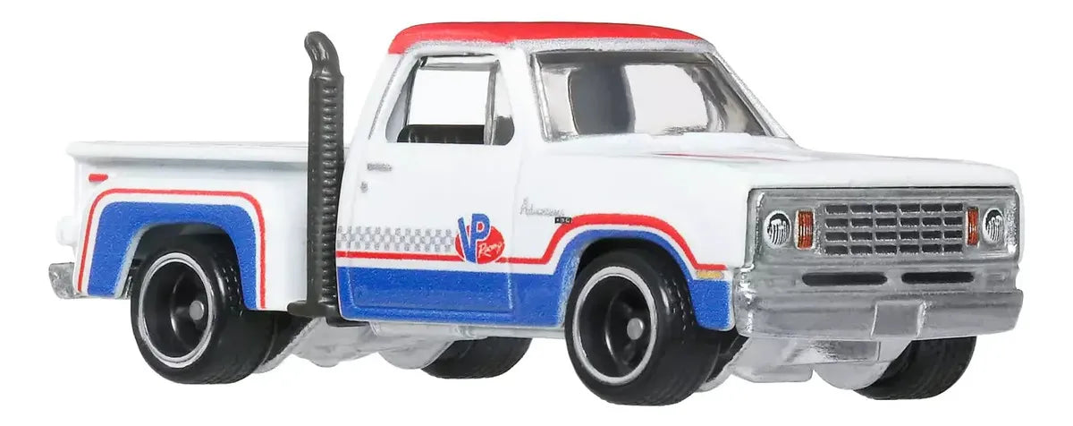 61 -Carrinho Miniatura Hot Wheels Premium JHW27 Boulevard 1978 Dodge Li'L Red Express Truck Mattel